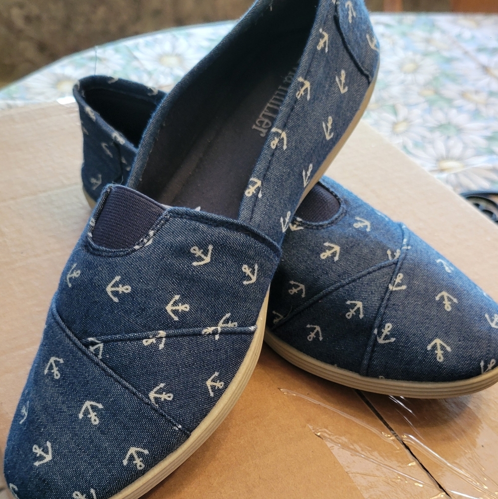 Olivia Miller Denim slip on shoes  anchor design - Size 10 - Excellent Condition